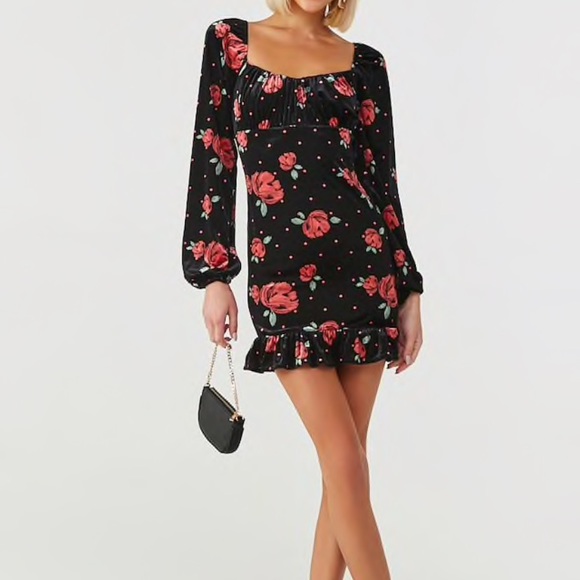 NWT Floral velvet long sleeve mini dress - Picture 1 of 5